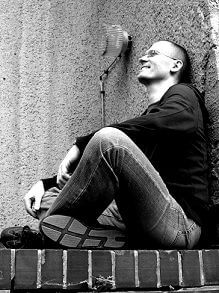 Autor*innenportrait von Boris Koch