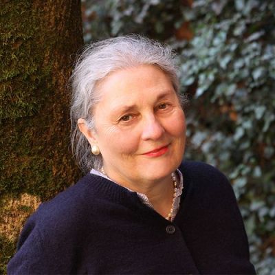 Autor*innenportrait von Antonie Schneider