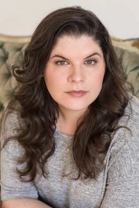 Autor*innenportrait von Kate Elizabeth Russell