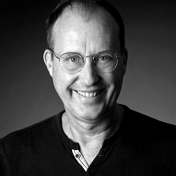 Autor*innenportrait von Tom King