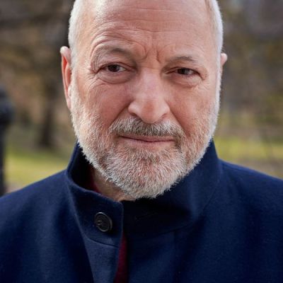 Autor*innenportrait von Andr&eacute; Aciman