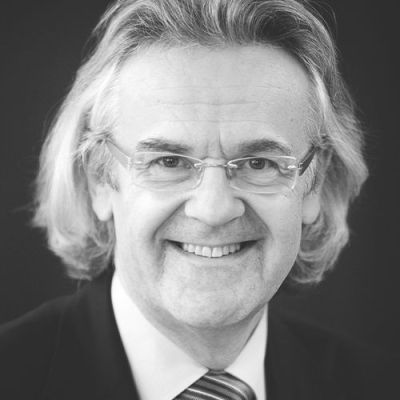Autor*innenportrait von Rainer Hermann