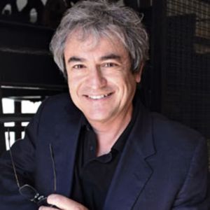 Autor*innenportrait von Carlo Rovelli