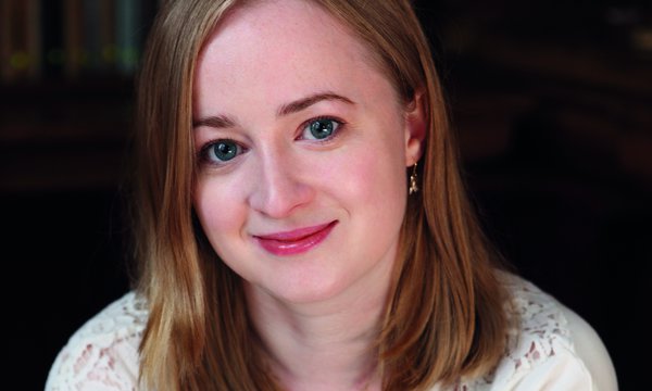 Autor*innenportrait von Rebecca Wait