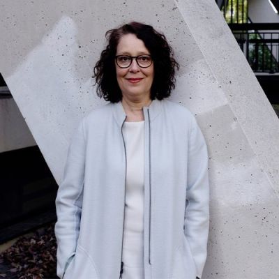 Autor*innenportrait von Christina Berndt