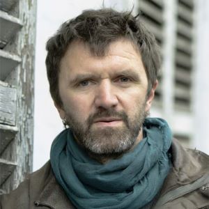 Autor*innenportrait von Davide Longo