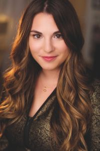 Autor*innenportrait von Victoria Aveyard