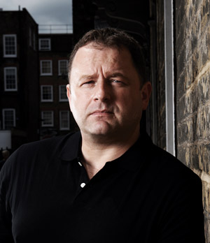 Autor*innenportrait von Tony Kent