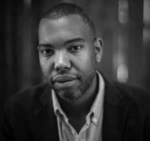 Autor*innenportrait von Ta-Nehisi Coates