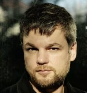 Autor*innenportrait von Martin Kordić
