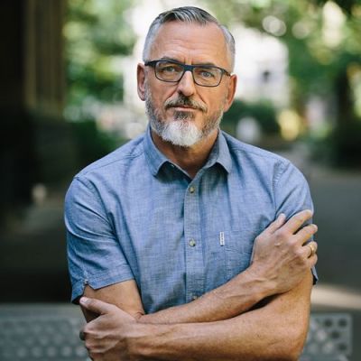 Autor*innenportrait von Frank Maria Reifenberg