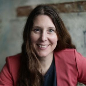 Autor*innenportrait von Vera Zischke