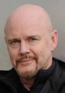 Autor*innenportrait von Tad Williams