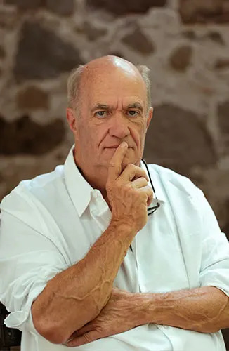 Autor*innenportrait von Colm T&oacute;ib&iacute;n