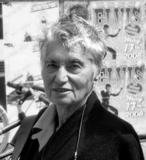 Autor*innenportrait von Ruth Kl&uuml;ger