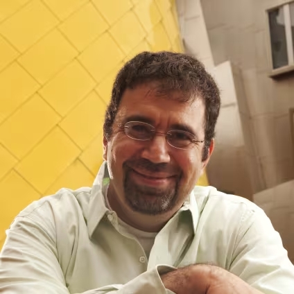 Autor*innenportrait von Daron Acemoglu