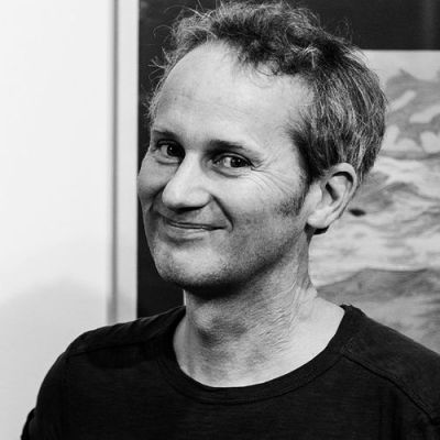 Autor*innenportrait von Jens Rassmus