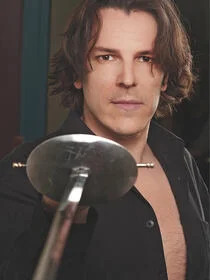 Autor*innenportrait von Sebastien de Castell