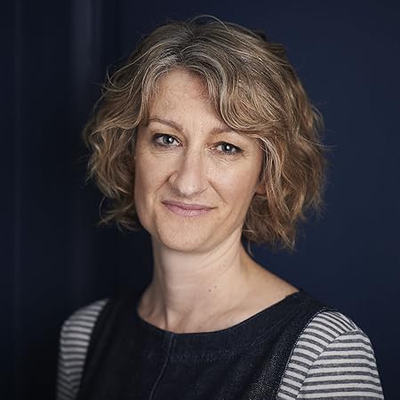 Autor*innenportrait von Emma Carroll