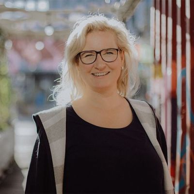Autor*innenportrait von Silke Schellhammer